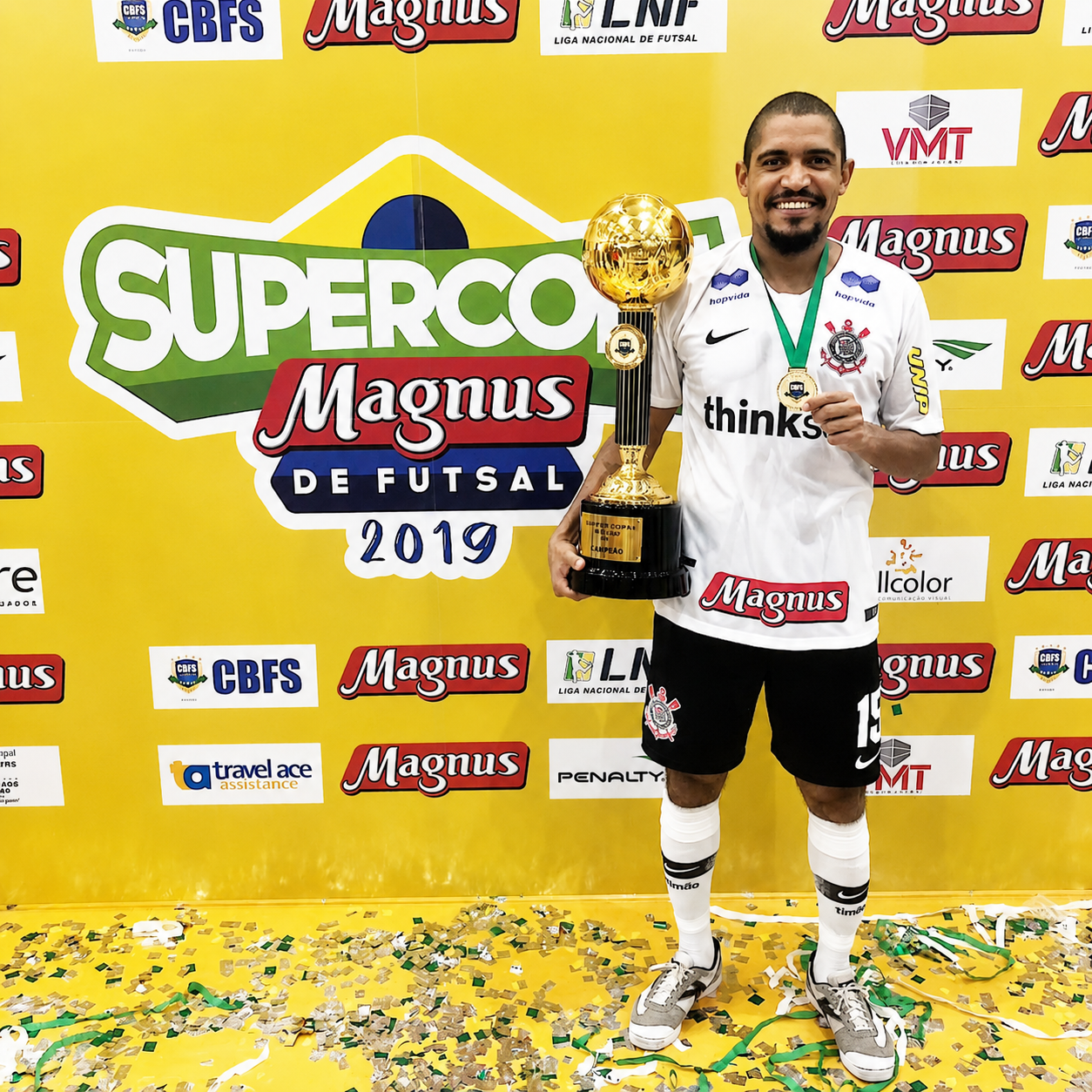 Bruno "Café" Loureiro Barros